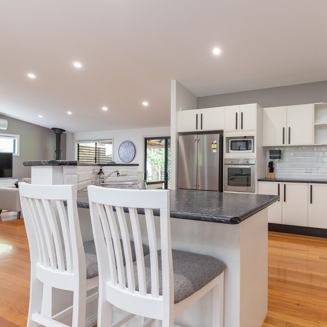 Laelia Tall Bar Chair Stool Set of 8 Solid Acacia Wood Coastal Furniture - White
Crafted from Solid Acacia and MDF, this striking 8-piece bar chair set boasts durability and sustainability. Its carefully angled design creates clean lines and a minimalist, contemporary aesthetic ideal for coastal decor. The chairs are finished in a serene white color, perfect for creating memorable moments with loved ones. While the thick front legs and tapered back legs add visual interest, the upholstered seat in 100% pol