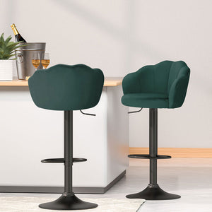 Artiss 4x Bar Stools Gas Lift Velvet Green

IAdd elegance to your space with Artiss' Nessah bar stools. With a beautiful clam shell design, these stools are perfect for coffee catchups, jam sessions, and daily living. Their craftsmanship, style, upholstery, comfort, and quality make them stand out in any room. Use them in your living room, kitchen, or bar area to effortlessly elevate your decor.&nbsp;