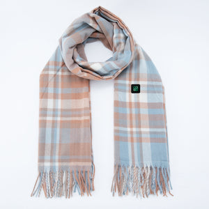 Heated Electric Scarf Light Blue Plaid &nbsp;Electric Warming Scarf Winter Outdoor Essential (Without power bank)

Wrap yourself in luxurious warmth and cozy comfort with our Revolutionary Heated Scarf. Engineered to generate instant and even heat, this scarf is an essential for keeping you toasty during outdoor adventures, daily commutes, or cozy nights in. With adjustable heat settings, a washable fabric, and USB charging capabilities, it's an absolute must-have for the chilly season