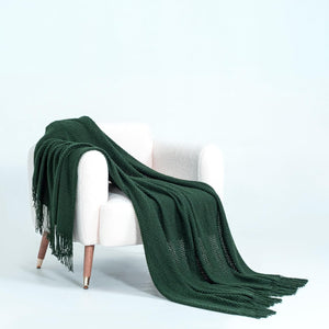 Micro Plush Knitted Woven Throw Blanket - Forest

Wrap yourself in the luxurious comfort of our Micro Plush Knitted Woven Throw Blanket! Crafted with soft, high-quality material, it's the perfect addition to any living space. Whether you're curling up with a good book or snuggling in front of the fire, our blanket will keep you warm and cozy. Add a touch of elegance to your home with our Forest color option