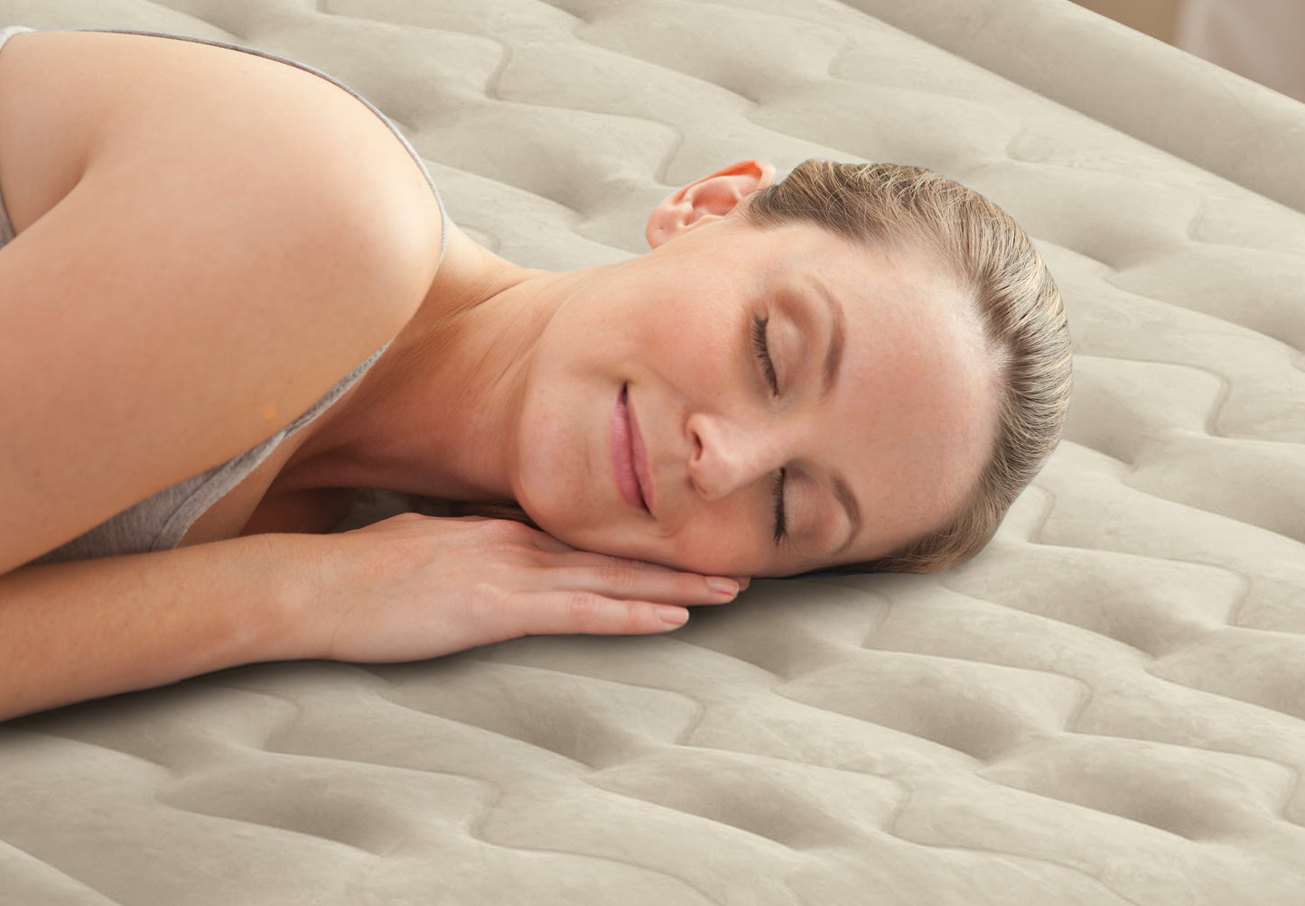 Intex Queen Ultra Plush Airbed 152cm x 203xm x 46cm 64428