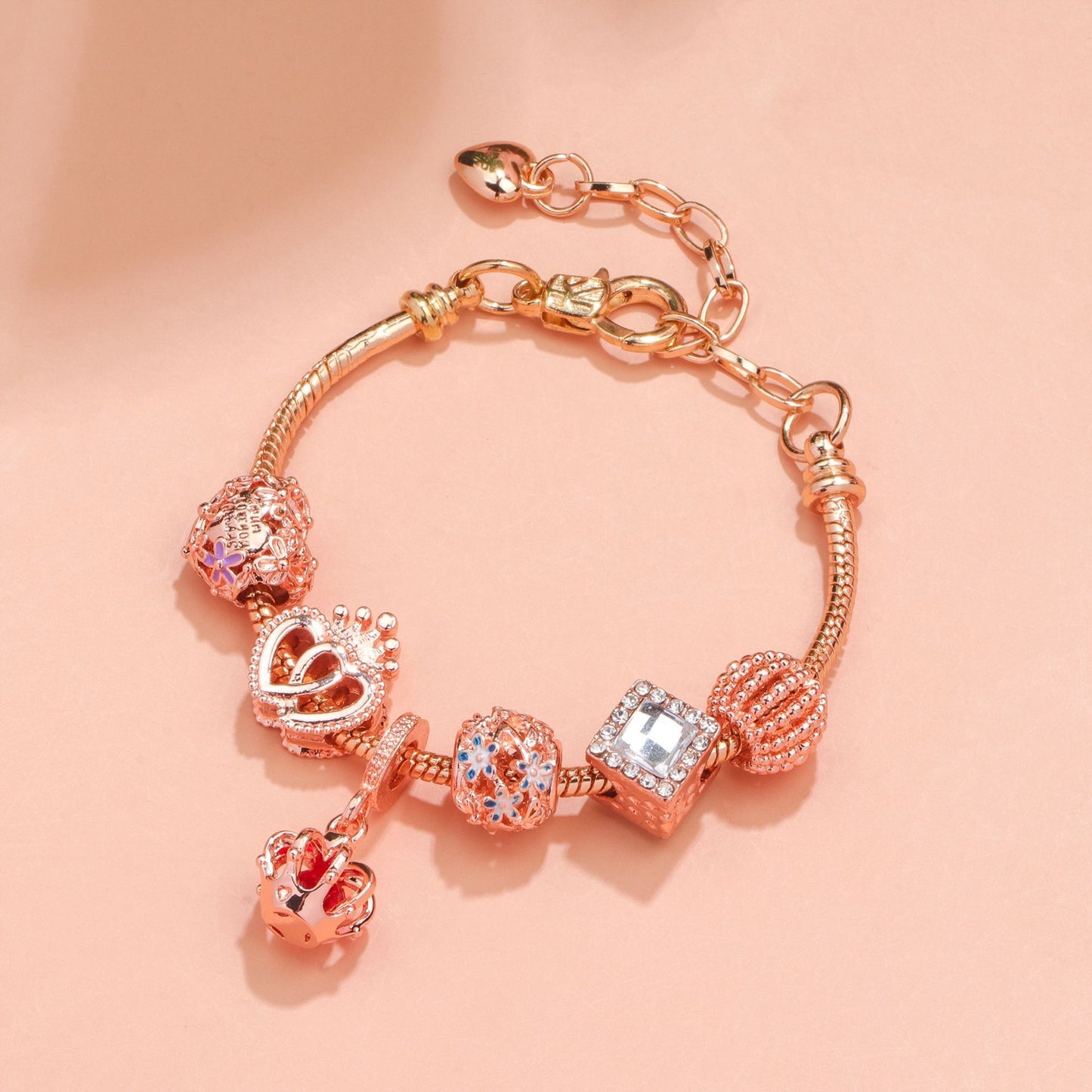 Hollow-out Rhinestone Heart Flower Charm Bracelet(rose gold,18cm)