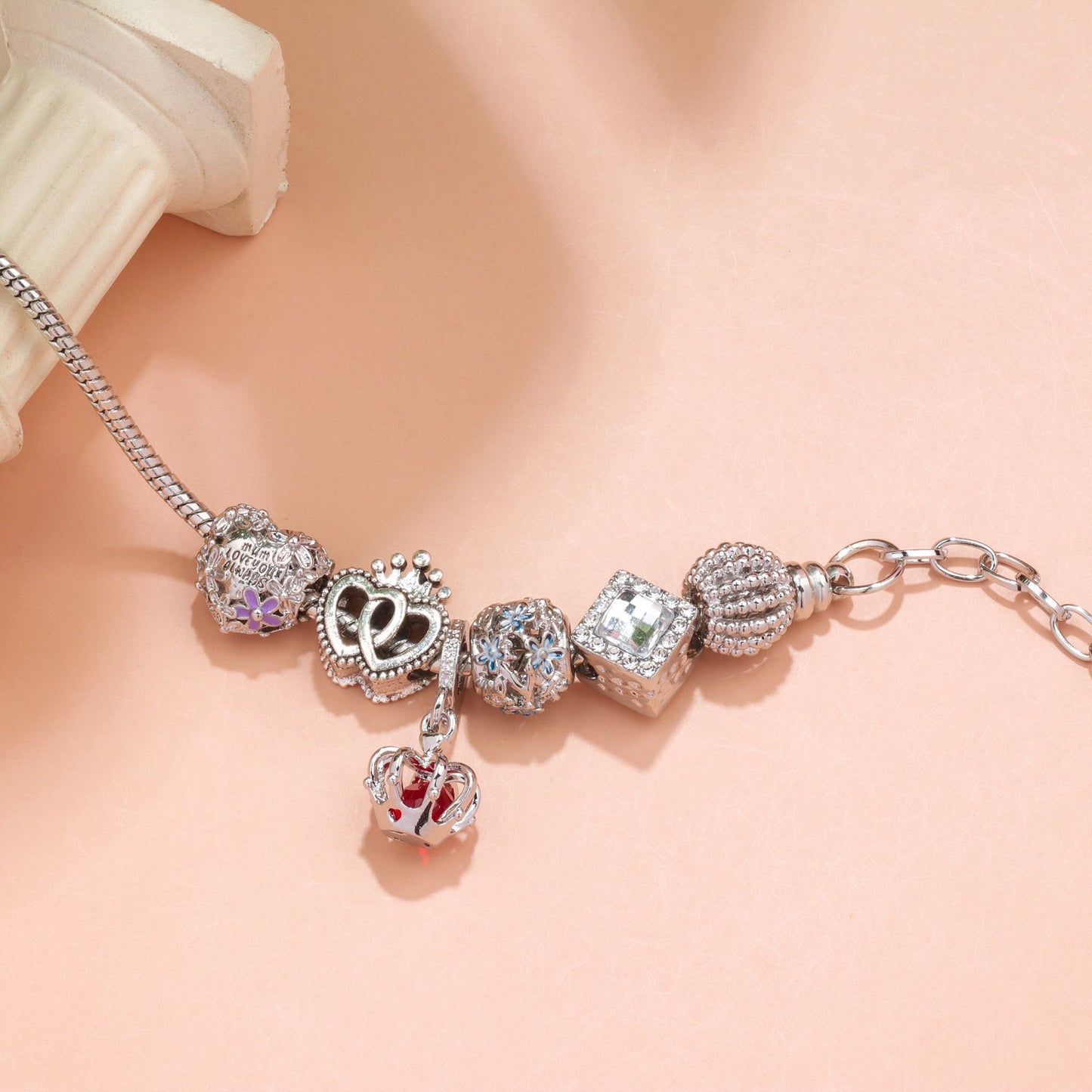 Hollow-out Rhinestone Heart Flower Charm Bracelet(Silver,16cm)