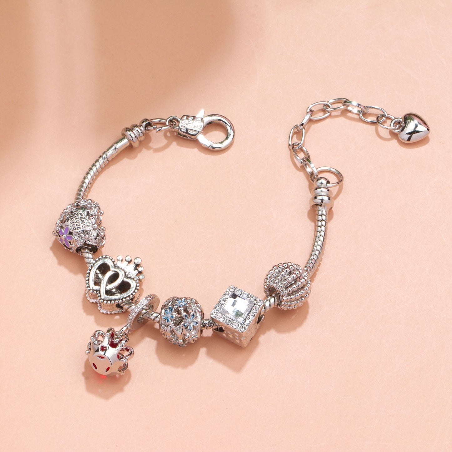 Hollow-out Rhinestone Heart Flower Charm Bracelet(Silver,19cm)