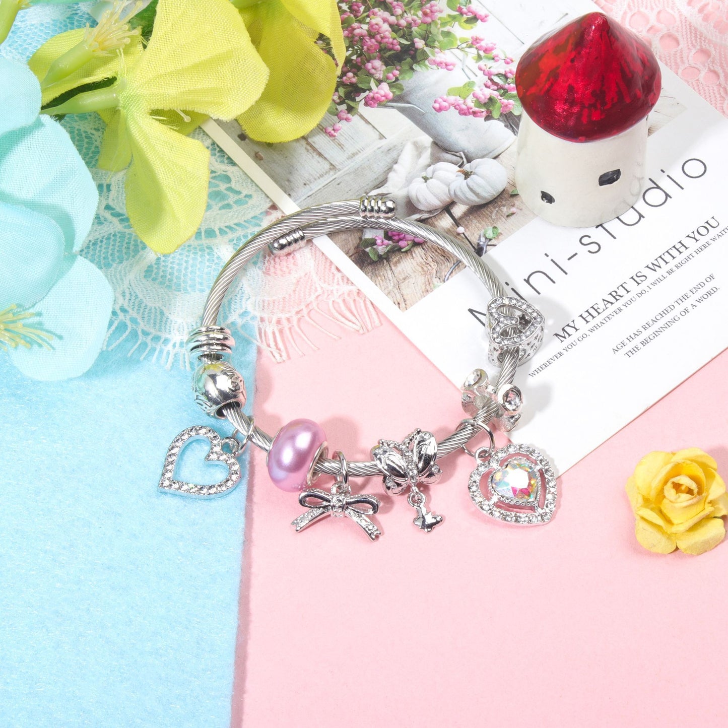 Cute Heart-shaped Beaded Bracelet with Rhinestones(18cm)