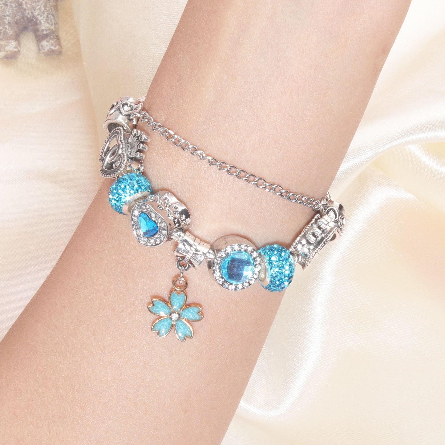 Rhinestone Heart & Crown Bead Bracelet,Fashion Sweet Jewelry for Women(blue-17cm)