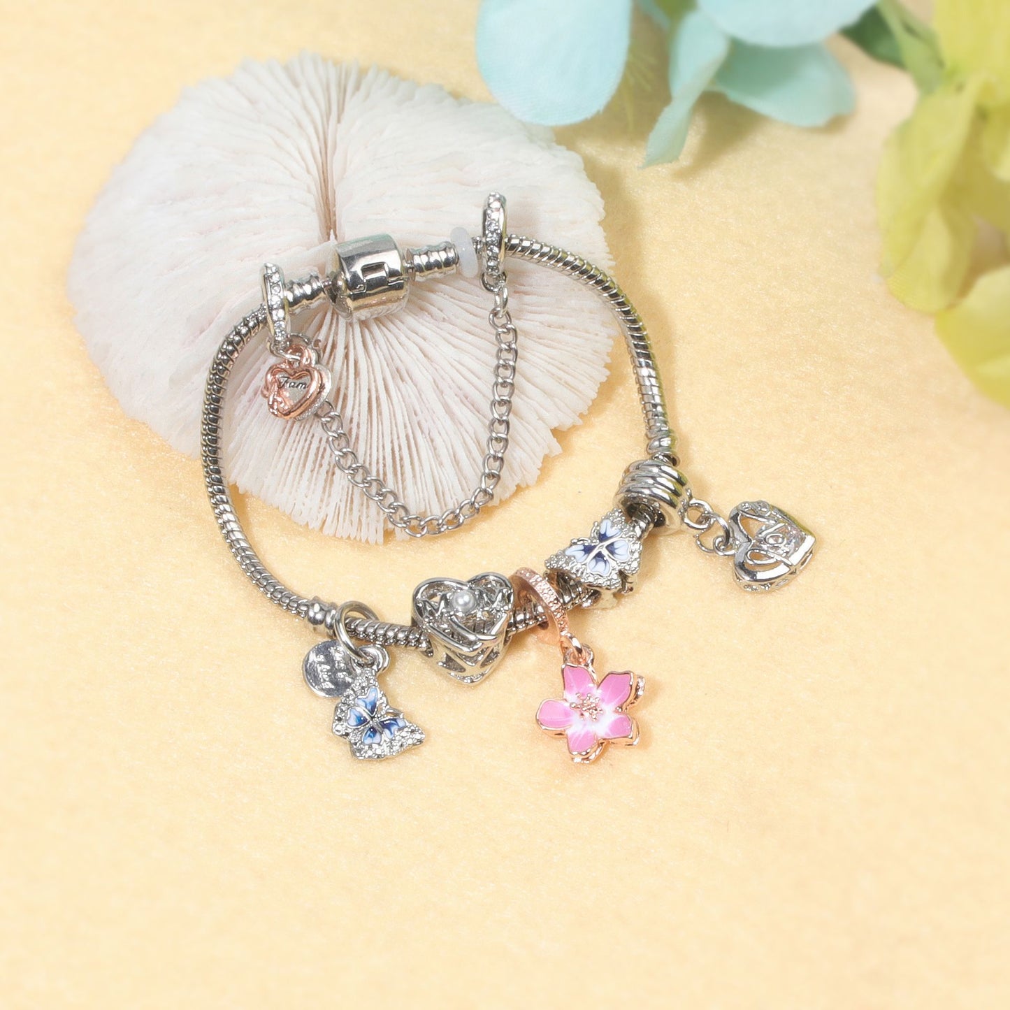 Blue Butterfly Glass Bead & Pink Flower Pendant Charm Bracelet(19cm)