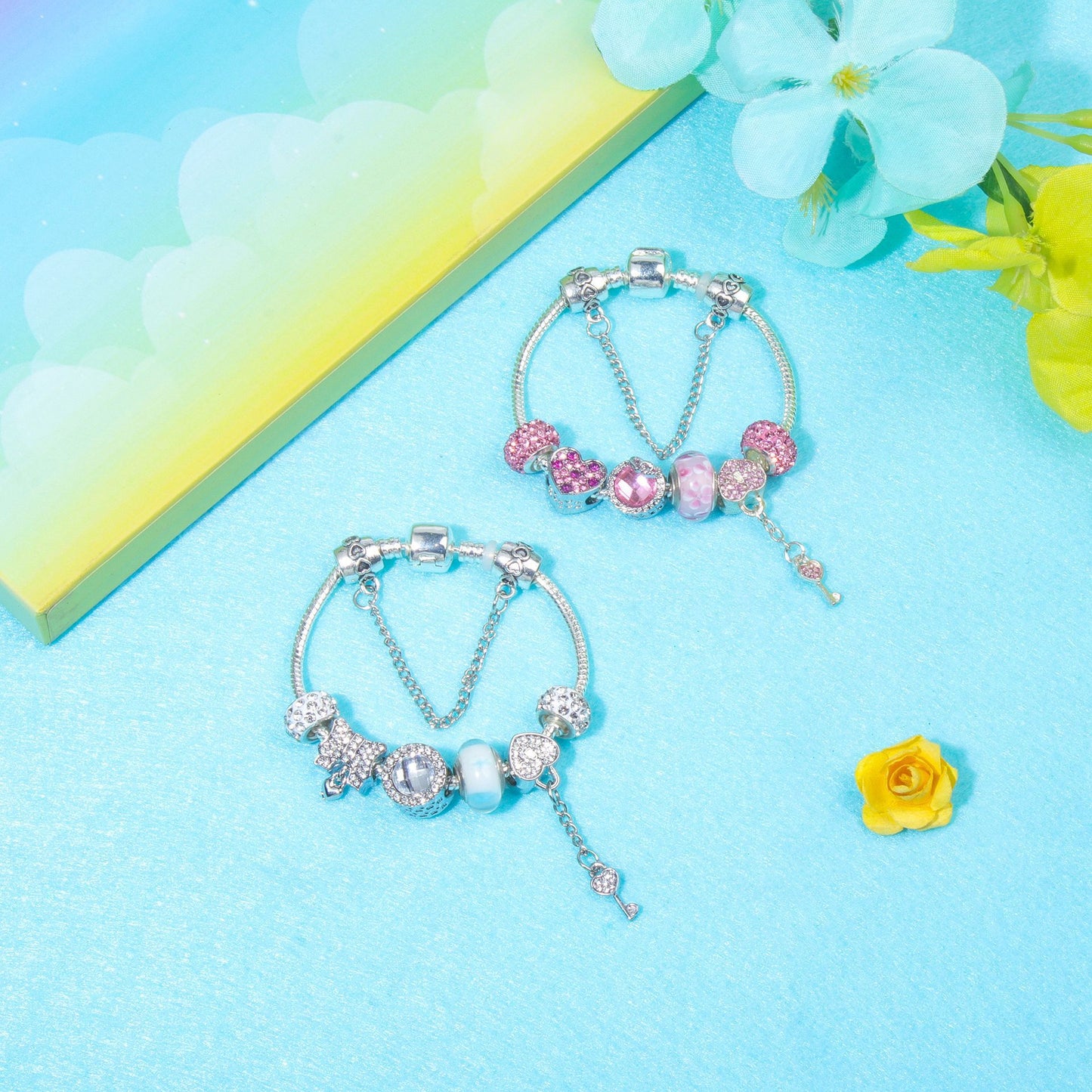 Classic Rhinestone-Inlaid Glass Bead Dreamcatcher Bracelet(pink-17cm)