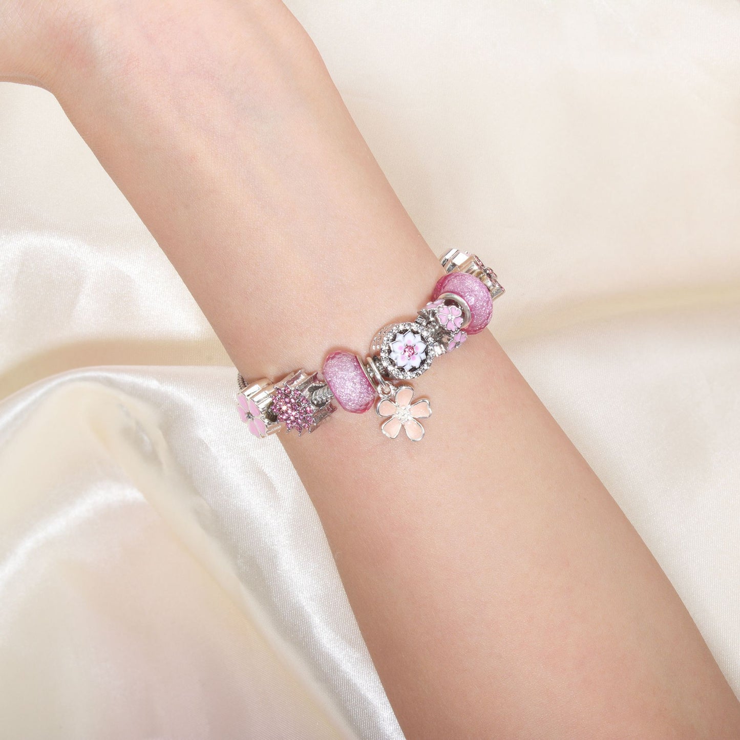 Chic Camellia Bead Charm DIY Bracelet with Crystal(pink flower-19cm)