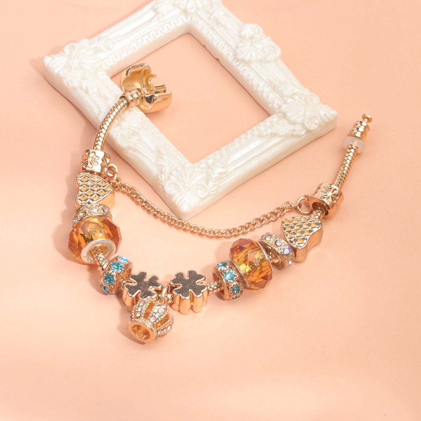 Rhinestone Gold Heart Glass Beaded Bracelet with Crown Pendant(17cm)