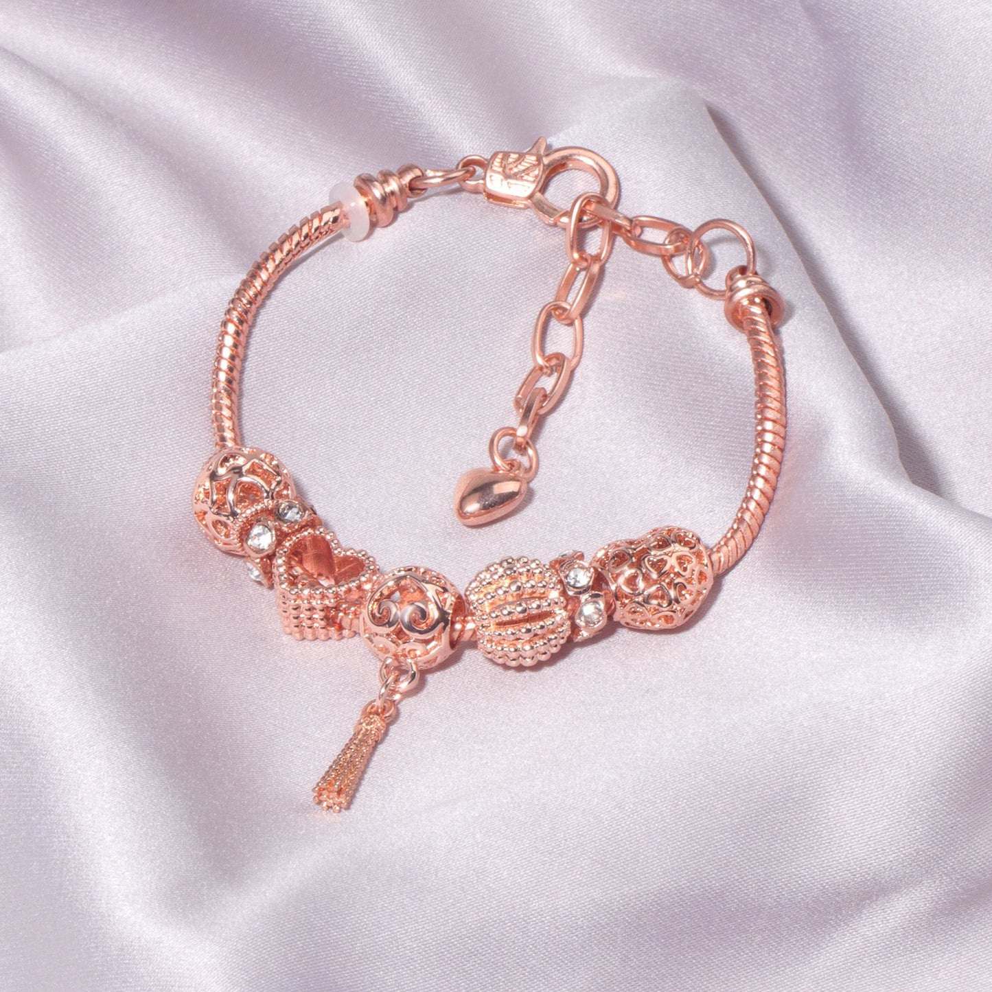 Rose Gold Hollow Carved Heart Bead Tassel Bracelet(18cm)