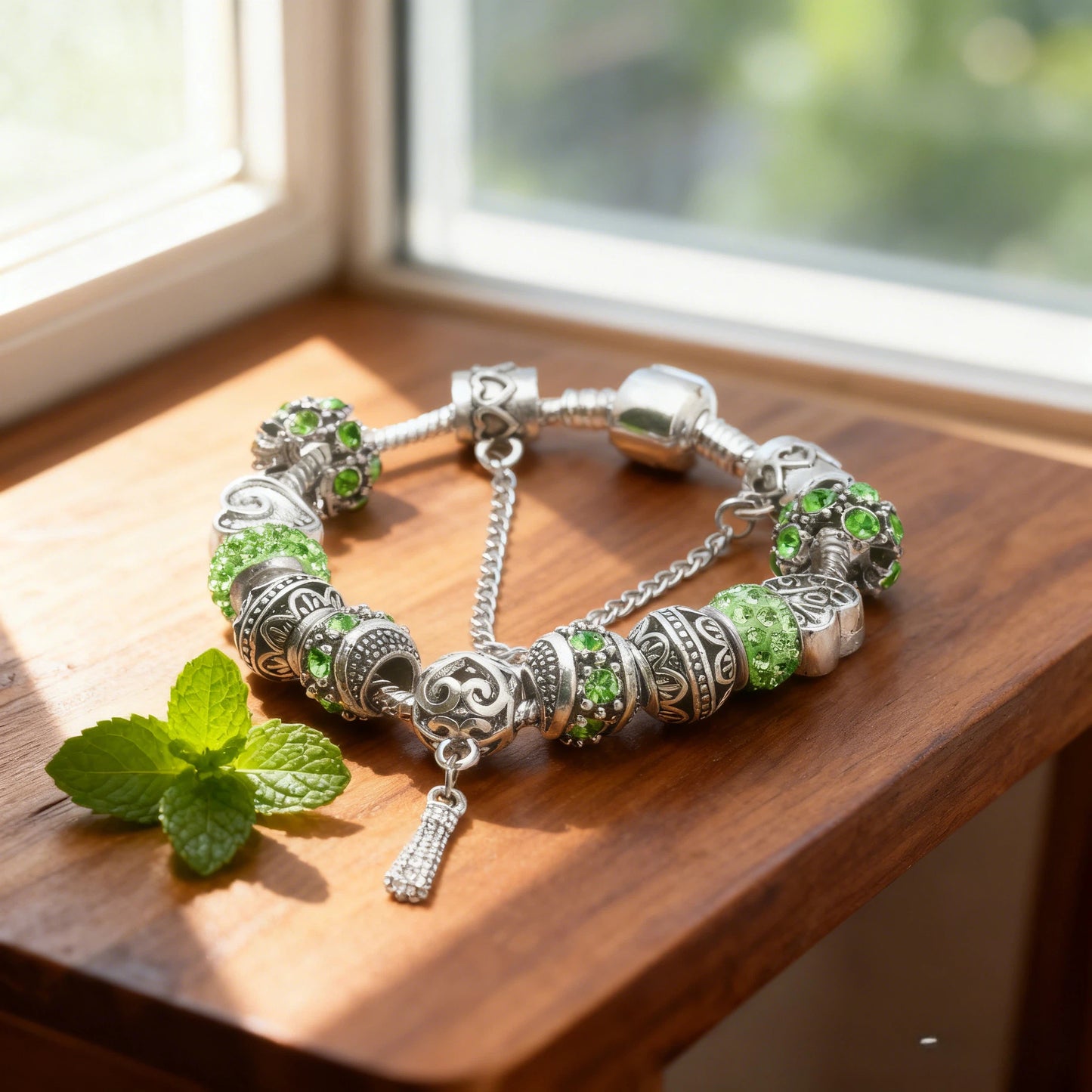 Women’s Vintage Silver-Plated Charm Bracelet - Crystal-Embedded Hollow Carved Multi-Bead Fashion Jewelry(green-18cm)