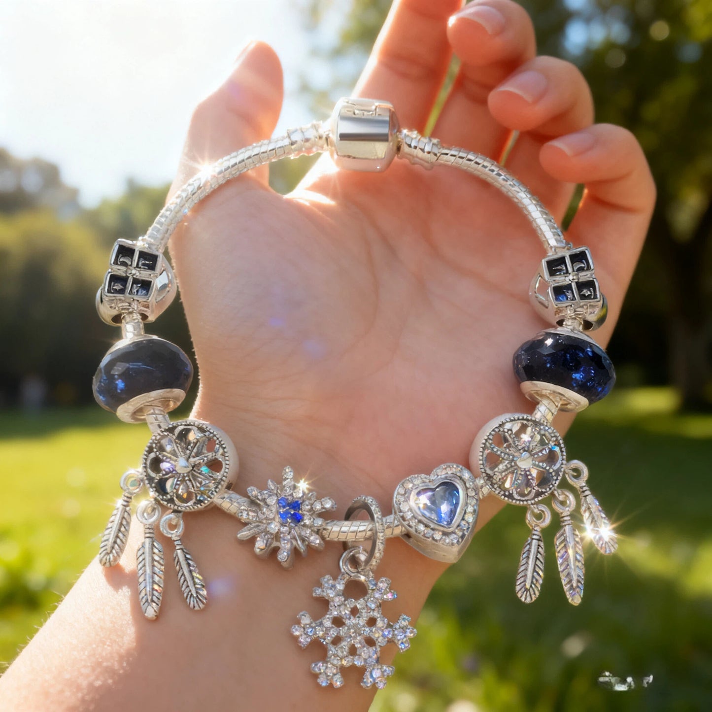 Pandora-Style Rhinestone Blue Cat’s Eye Heart Bracelet: Glass Beads, Dreamcatcher Feather Snowflake(18cm)