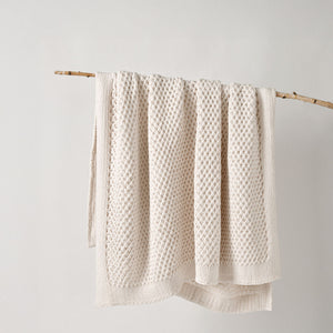 Bianca Sofala Cream Polyester Chenille Throw Rug 130 x 170 cm