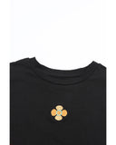 Azura Exchange Embroidered Flower Short Sleeve Tee - M