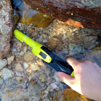 Waterproof Handheld Metal Detector with Lcd Display - Fluorescent Green