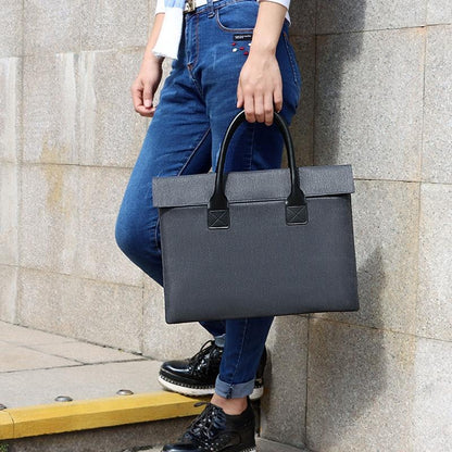 Portable Waterproof Laptop Case - Fits 14.1-15.4 Inches - Beauty Pink