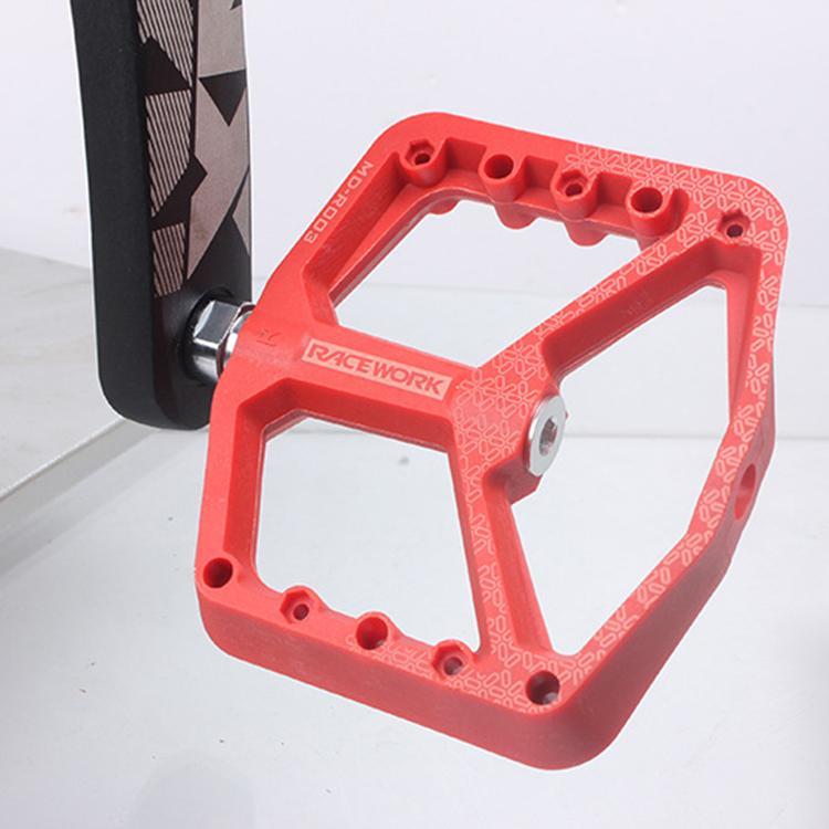 A Pair Of Wide Anti-Slip Nylon Bike Pedals - Cyan