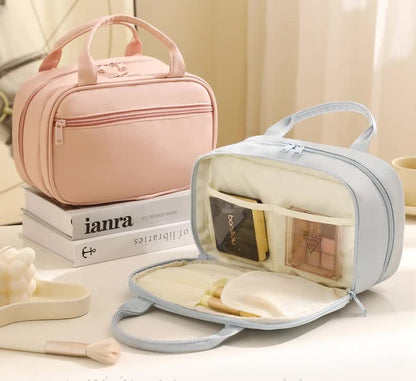 Green Premium PU Leather Portable Makeup Bag - Large Capacity Waterproof Travel Cosmetic Organizer(Cosmetics are shooting props, not included)