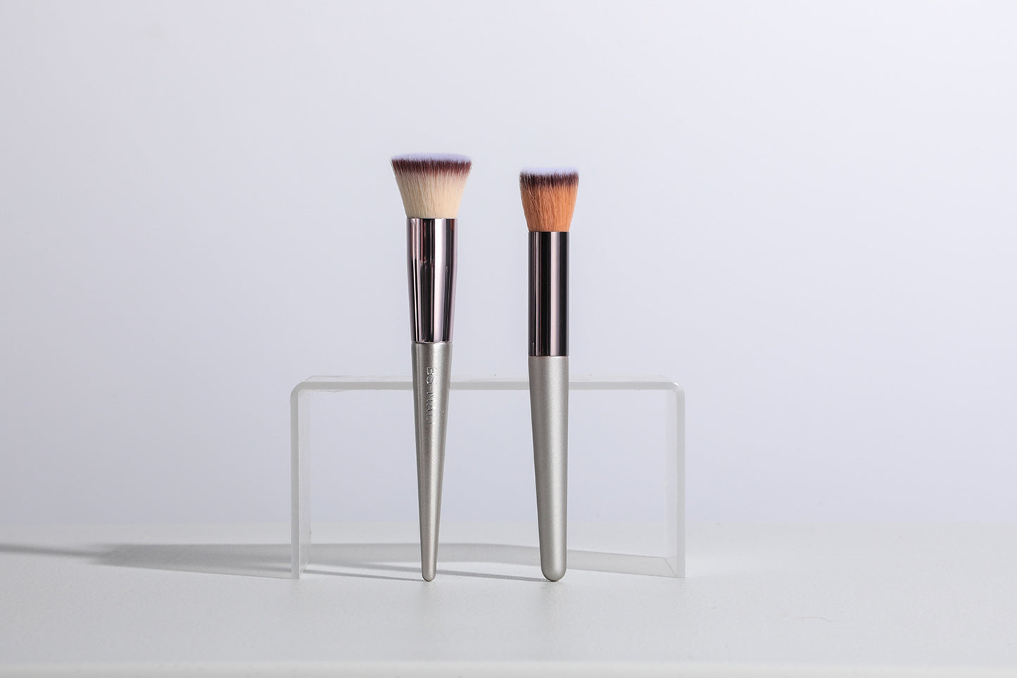 Beige 18-Piece Makeup Brush Set - Professional