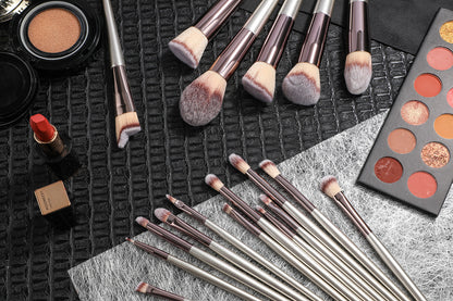 Beige 18-Piece Makeup Brush Set - Professional