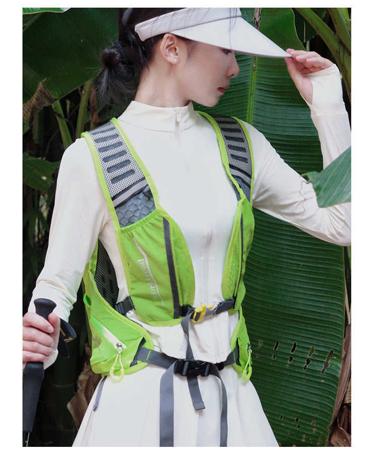 Red Lightweight 16L Outdoor Cycling & Hiking Backpack - Water-Repellent Nylon Daypack with Reflective Strips