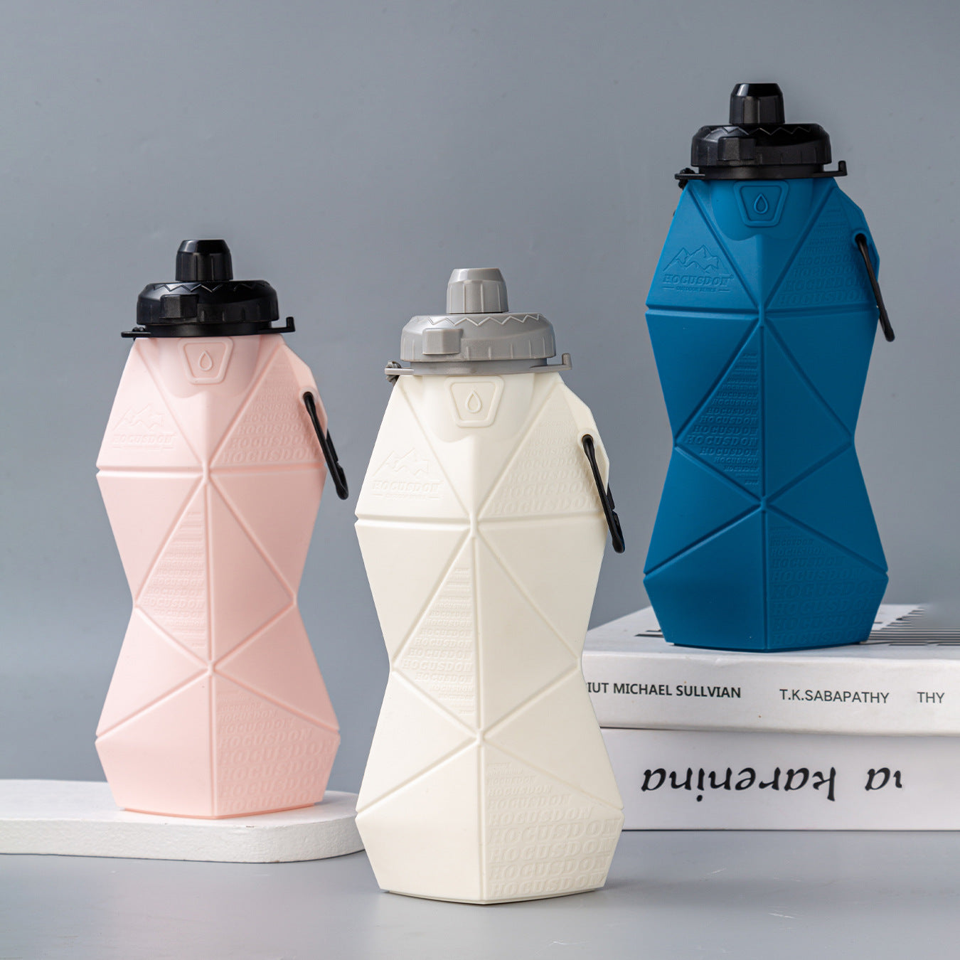 White and Grey Cup Lid Ultimate Foldable Silicone Water Bottle - Lightweight Leakproof Travel & Sports Hydration - 700ml