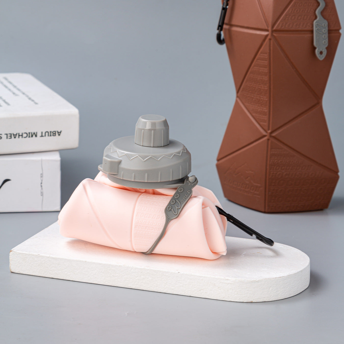 White and Grey Cup Lid Ultimate Foldable Silicone Water Bottle - Lightweight Leakproof Travel & Sports Hydration - 700ml