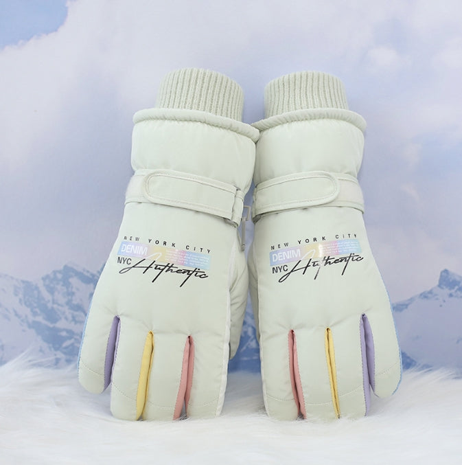 Green Women's Warm Winter Ski Gloves - Waterproof & Windproof Touchscreen Gloves for Snow Sports