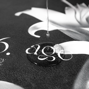 Elegant Floral Print Absorbent Floor Mat - Quick Dry, Non-Slip, Easy Clean Bathroom & Entryway Rug(Black and White)