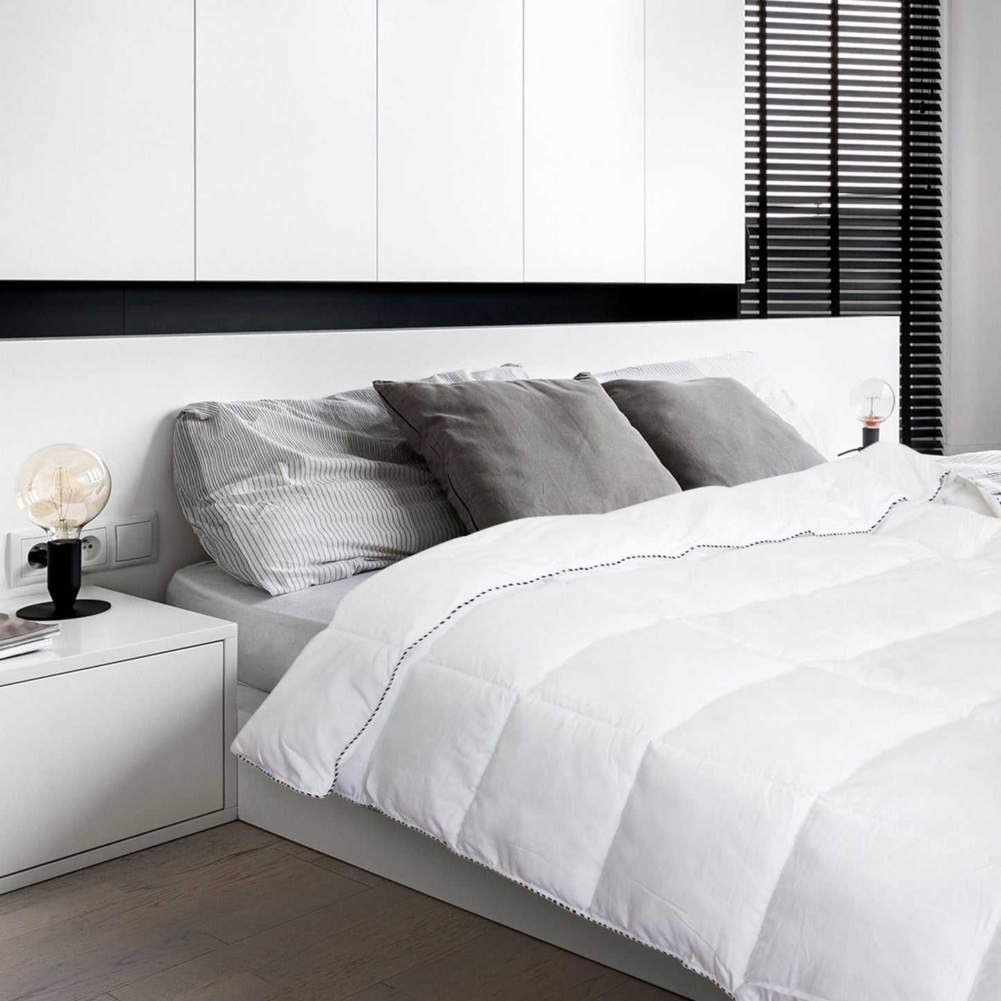 Royal Comfort Bamboo Blend Quilt 250GSM Luxury Doona Duvet 100% Cotton Cover - King - White
