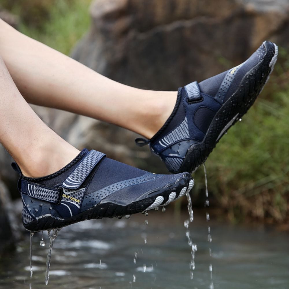 Men Women Water Shoes Barefoot Quick Dry Aqua Shoes - Blue Size EU41 = US7.5