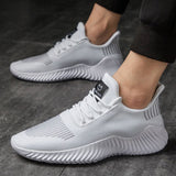 Men's Sneakers Outdoor Road Shoes Breathable Lightweight Non-slip ( White Size US10.5=US45 )