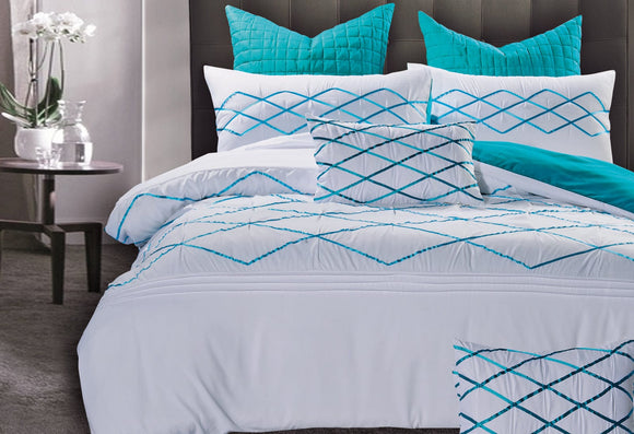 Luxton King Size White and Turquoise Blue Quilt Cover Set (3PCS)